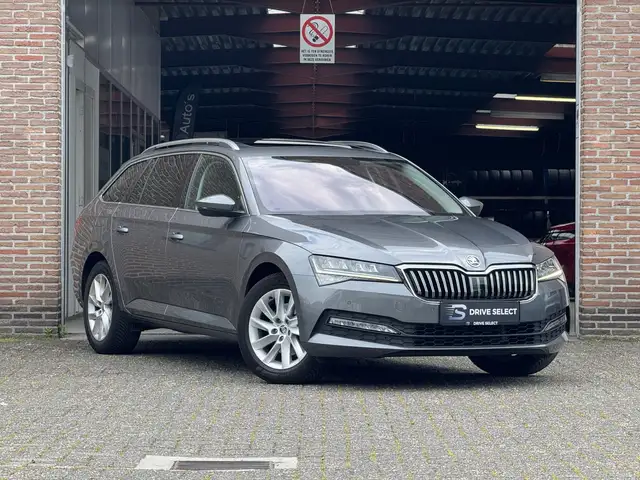 Skoda Superb Combi 1.5 TSI | Pano | Memory | ACC | Camera | CarPlay