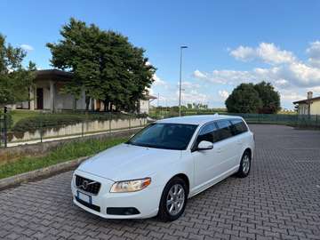 V70 2.0 D3 Summum Automatik Navi EURO5