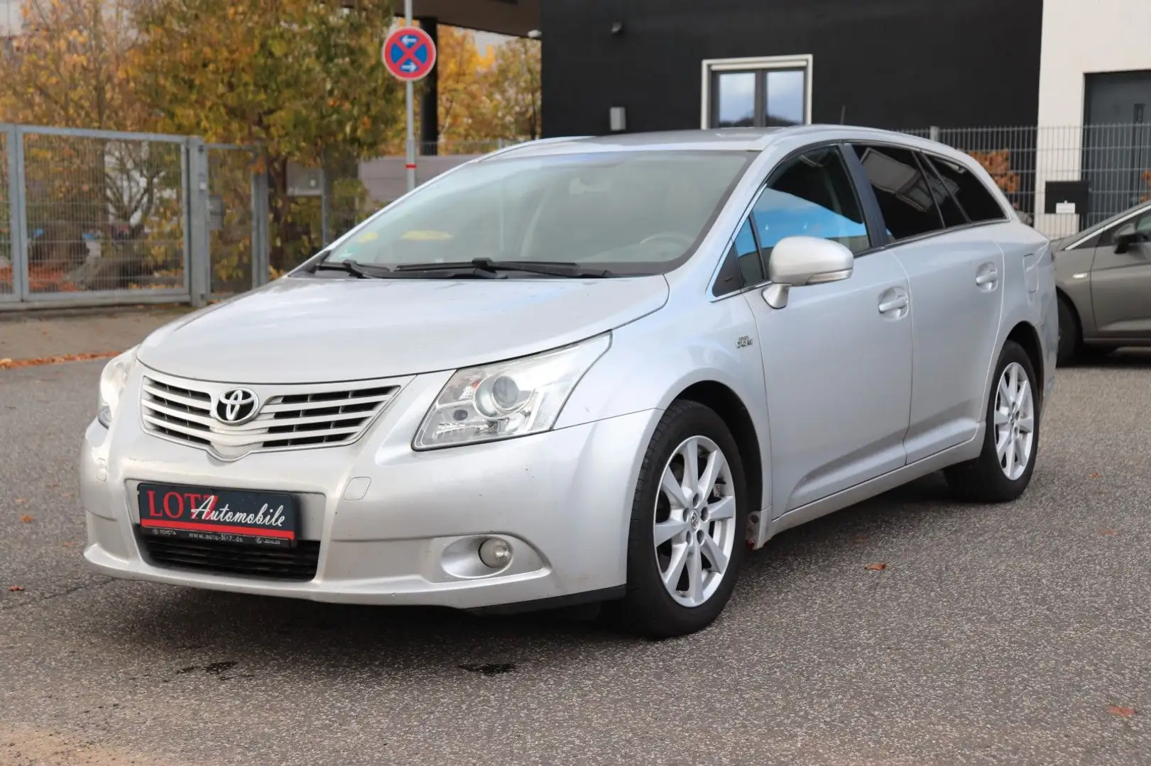 Toyota Avensis Kombi Edition Argento - 2