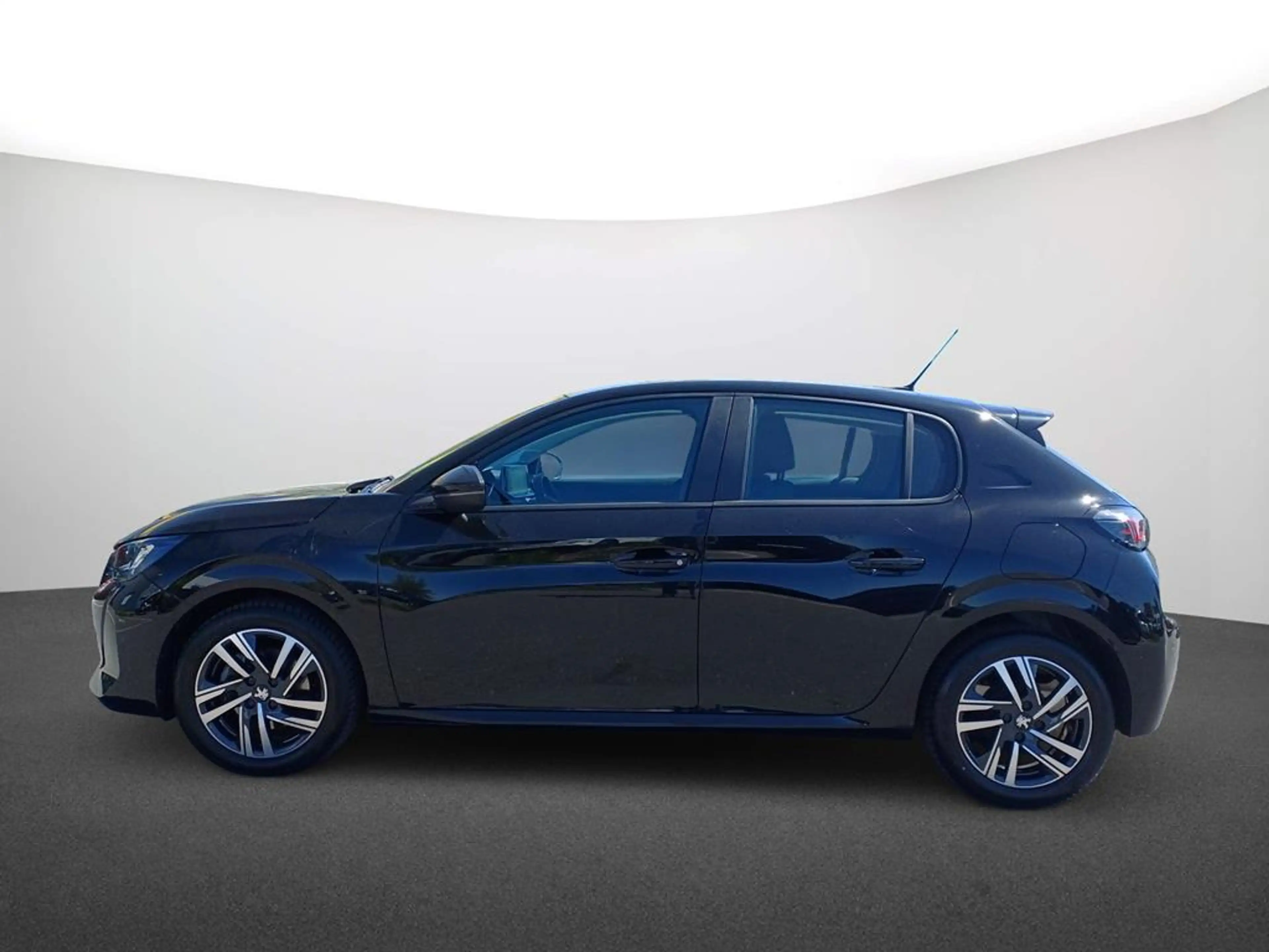 Peugeot 208 PureTech 100 Active Pack — photo 5