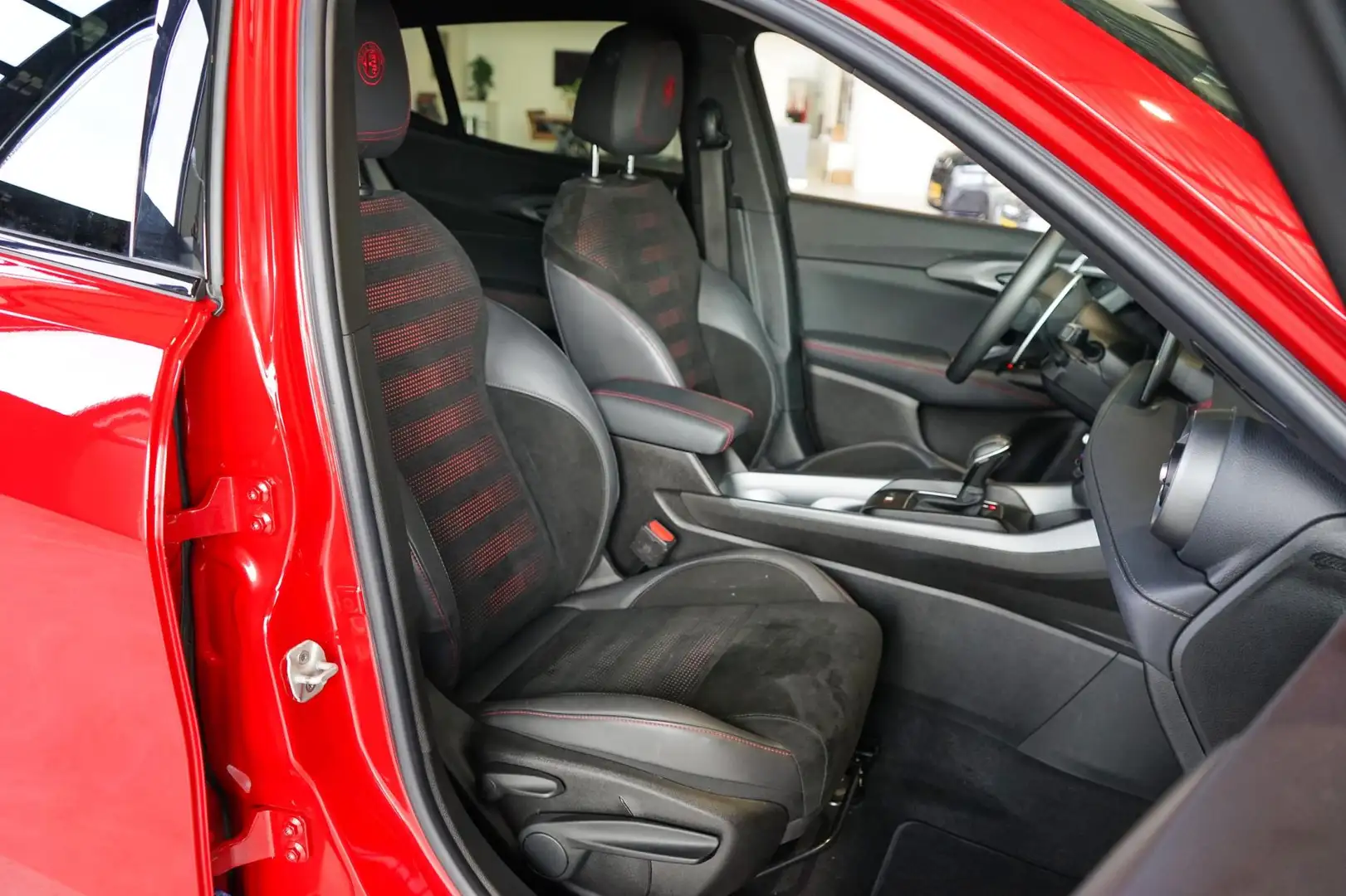 Alfa Romeo Tonale 1.5T Hybrid Edizione Speciale 20'' | CAMERA Rood - 2