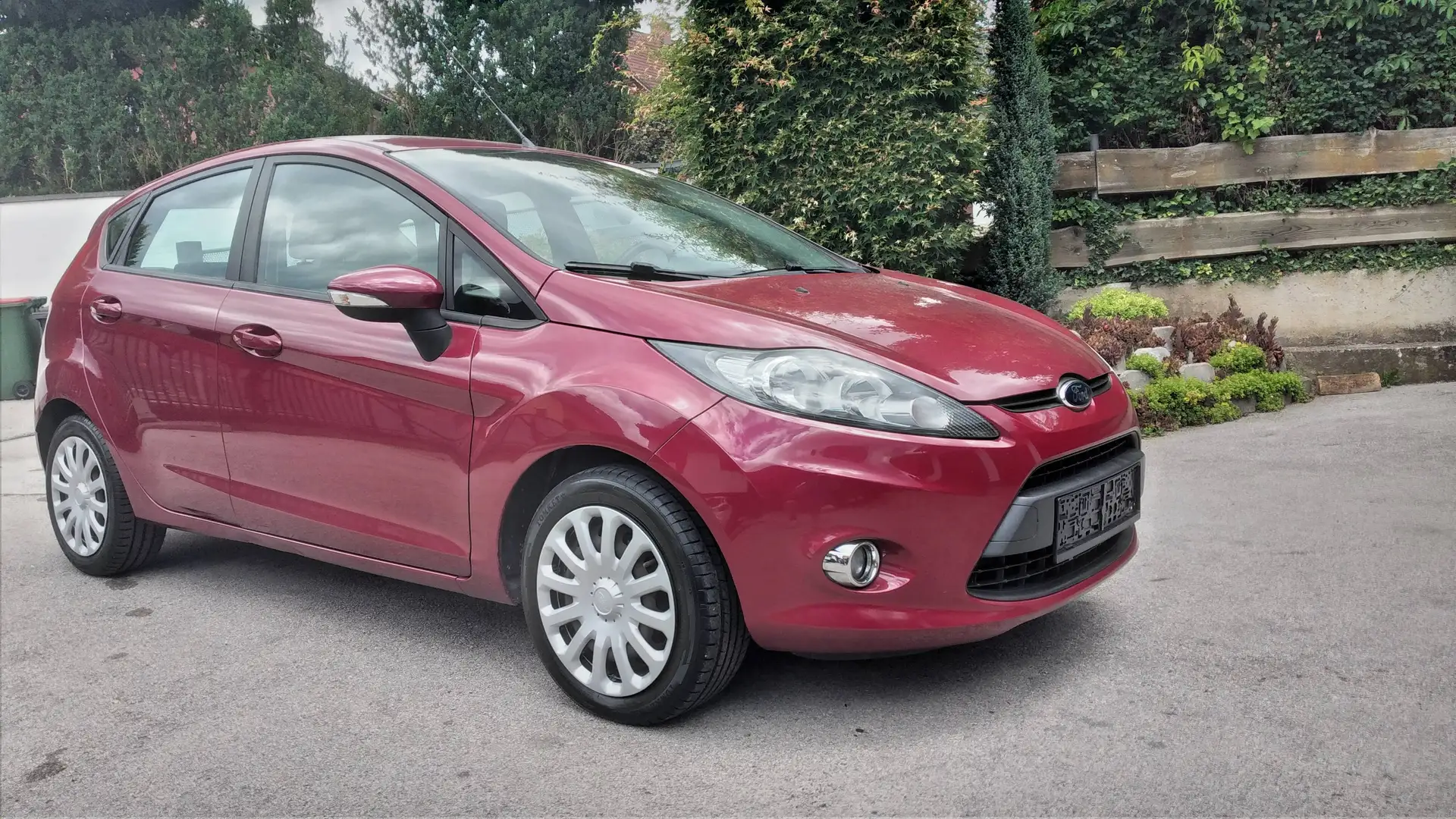 Ford Fiesta Fiesta Trend 1,25 Trend Rot - 1