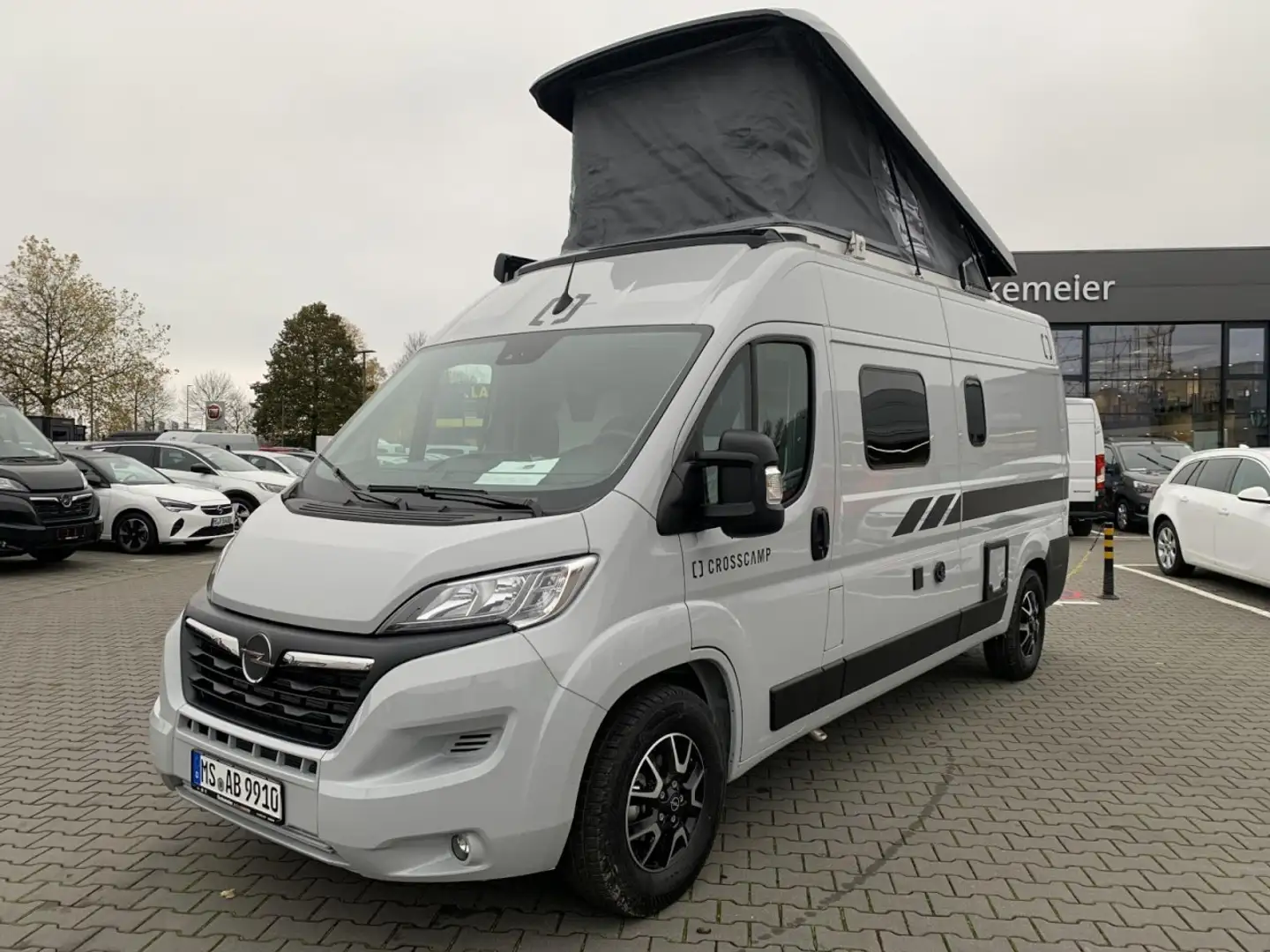 Crosscamp Camper Van Full 600 Opel Aufstelldach Grau - 2