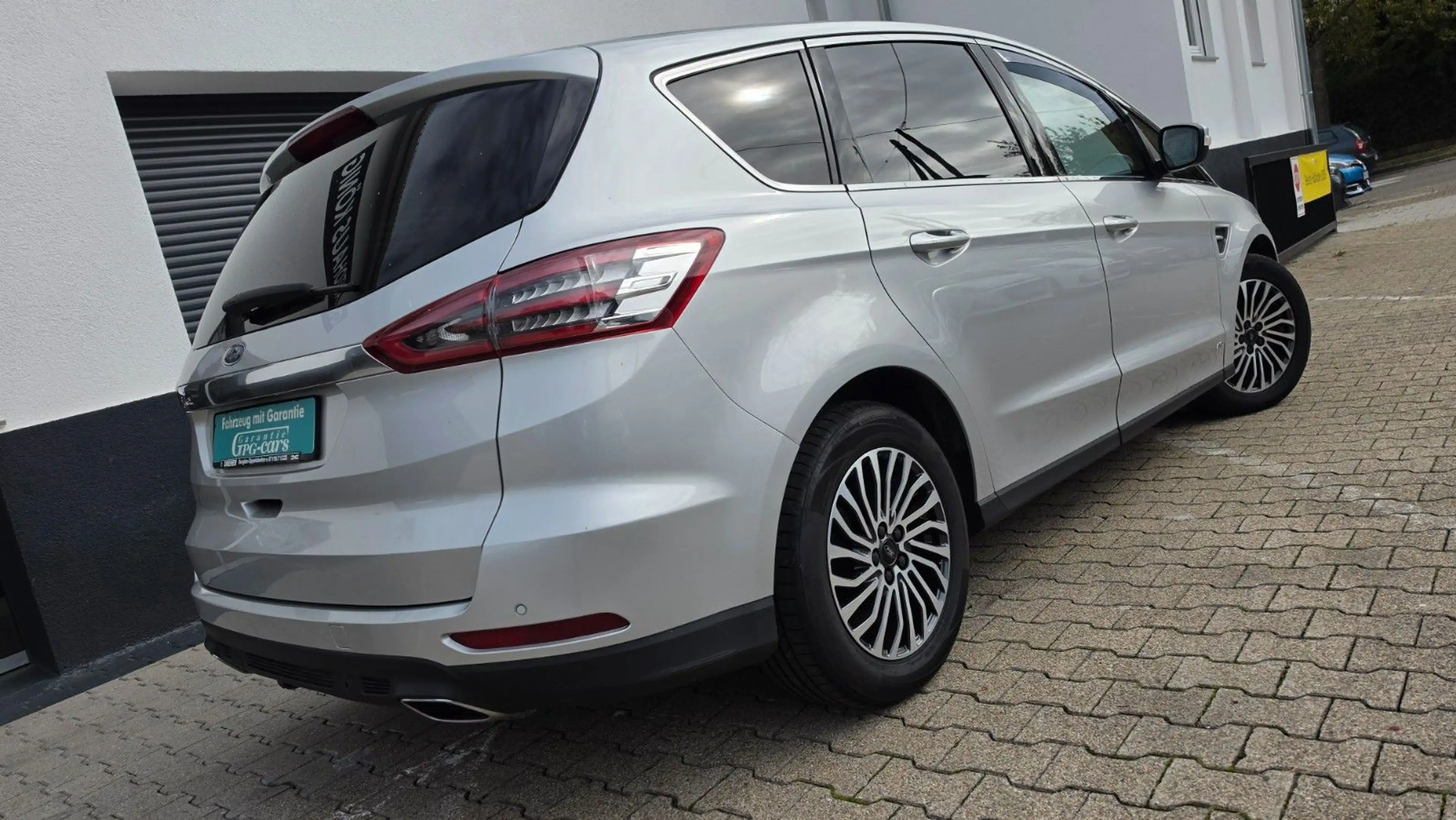 Ford S-Max 2.0 ALLRAD+190PS+4X4+TÜV+GARANTIE+ANHÄNG+N — photo 17