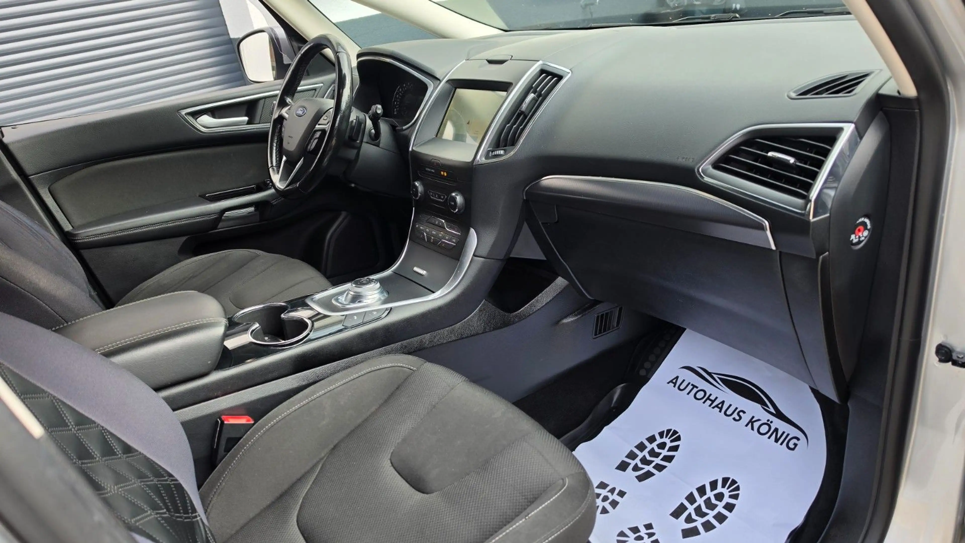 Ford S-Max 2.0 ALLRAD+190PS+4X4+TÜV+GARANTIE+ANHÄNG+N — photo 24