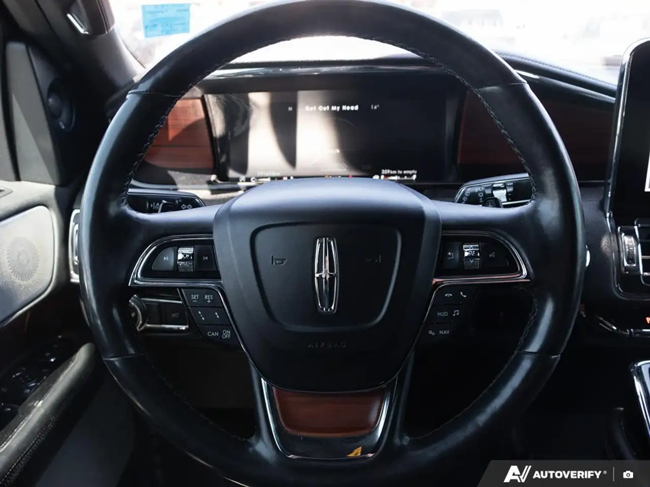 Lincoln Navigator снимка Lincoln Navigator