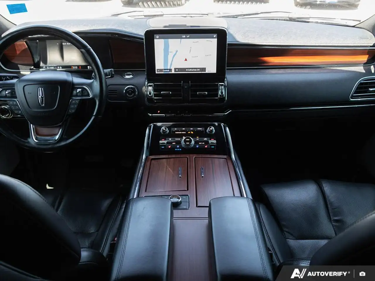 Lincoln Navigator снимка Lincoln Navigator