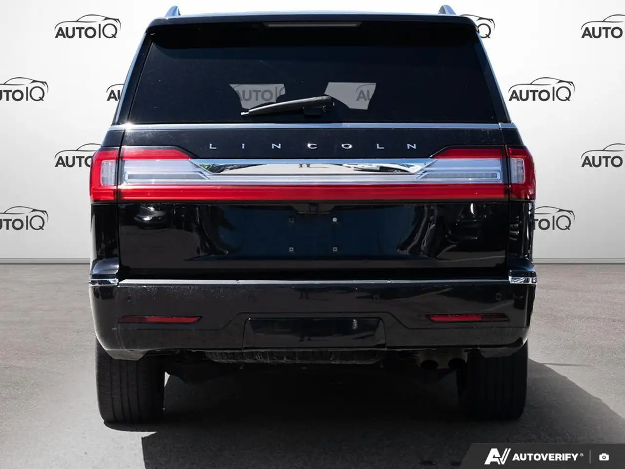 Lincoln Navigator снимка Lincoln Navigator