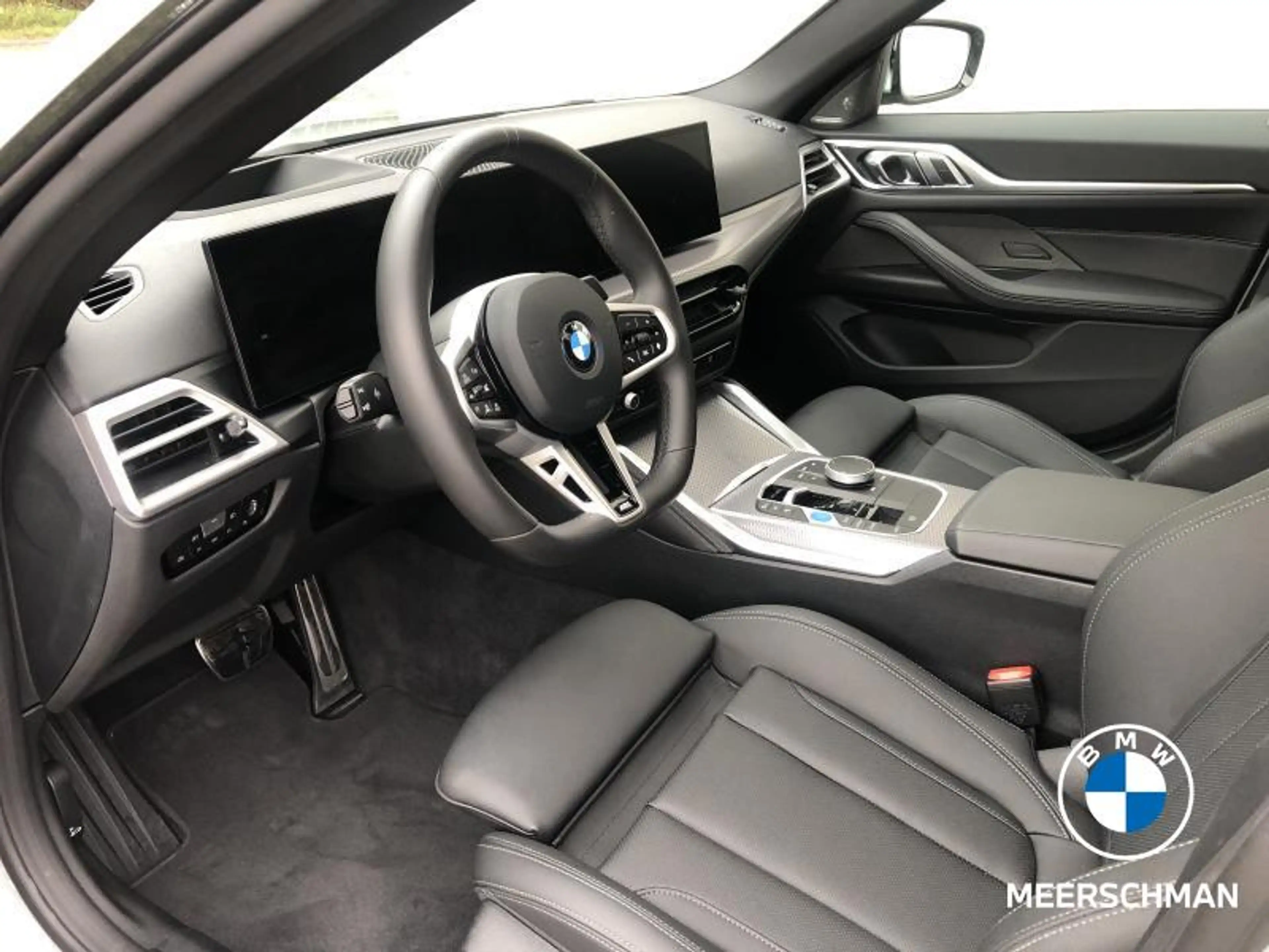 BMW i4 Msportpro pano highbeam 360c harmk applecp heateds — photo 13