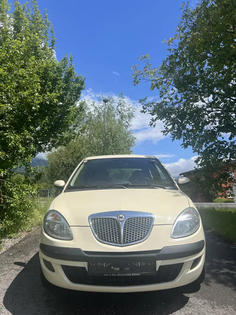 Lancia Ypsilon 1,2 - 1
