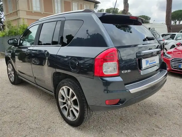 Jeep Compass view 4