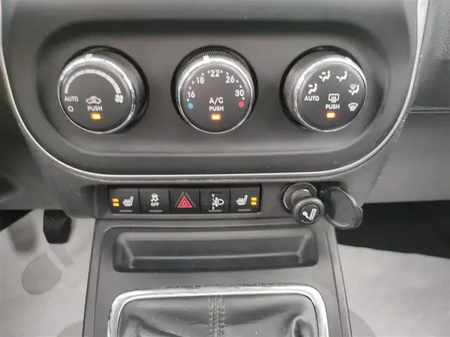 Jeep Compass view 13