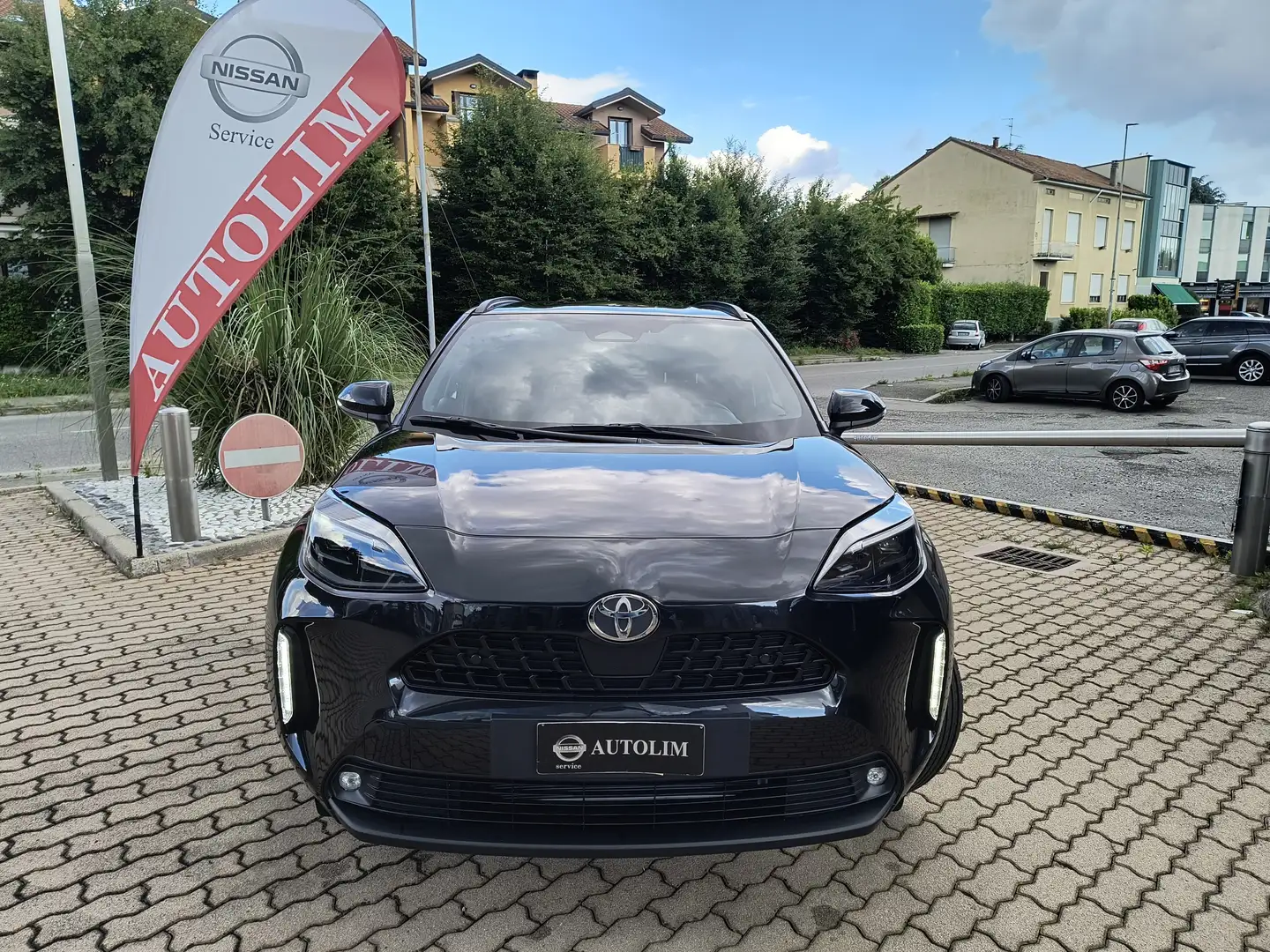 Toyota Yaris Cross 1.5h Trend 115cv e-cvt + SENSORI ANT + POST Grigio - 2
