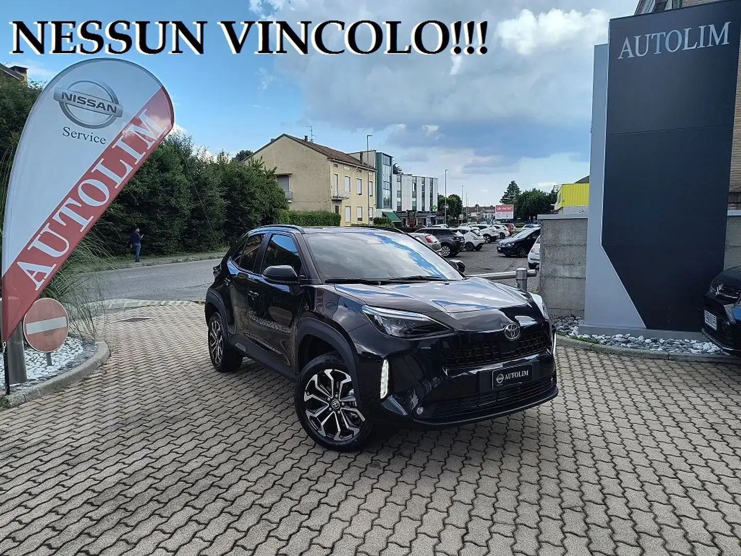Toyota Yaris Cross 1.5h Trend 115cv e-cvt + SENSORI ANT + POST Grigio - 1