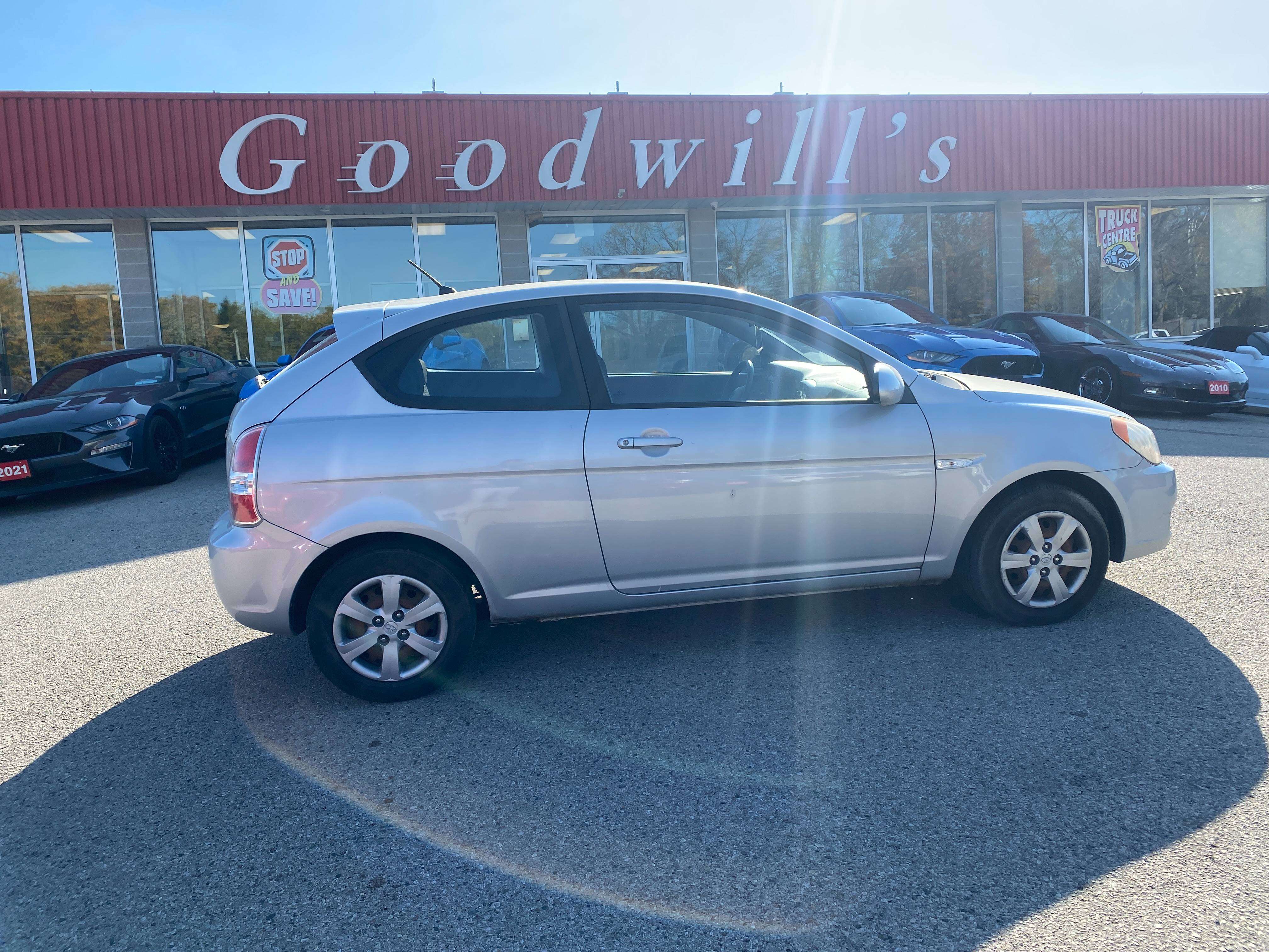 2009 Hyundai ACCENT Hatchback 3-Door