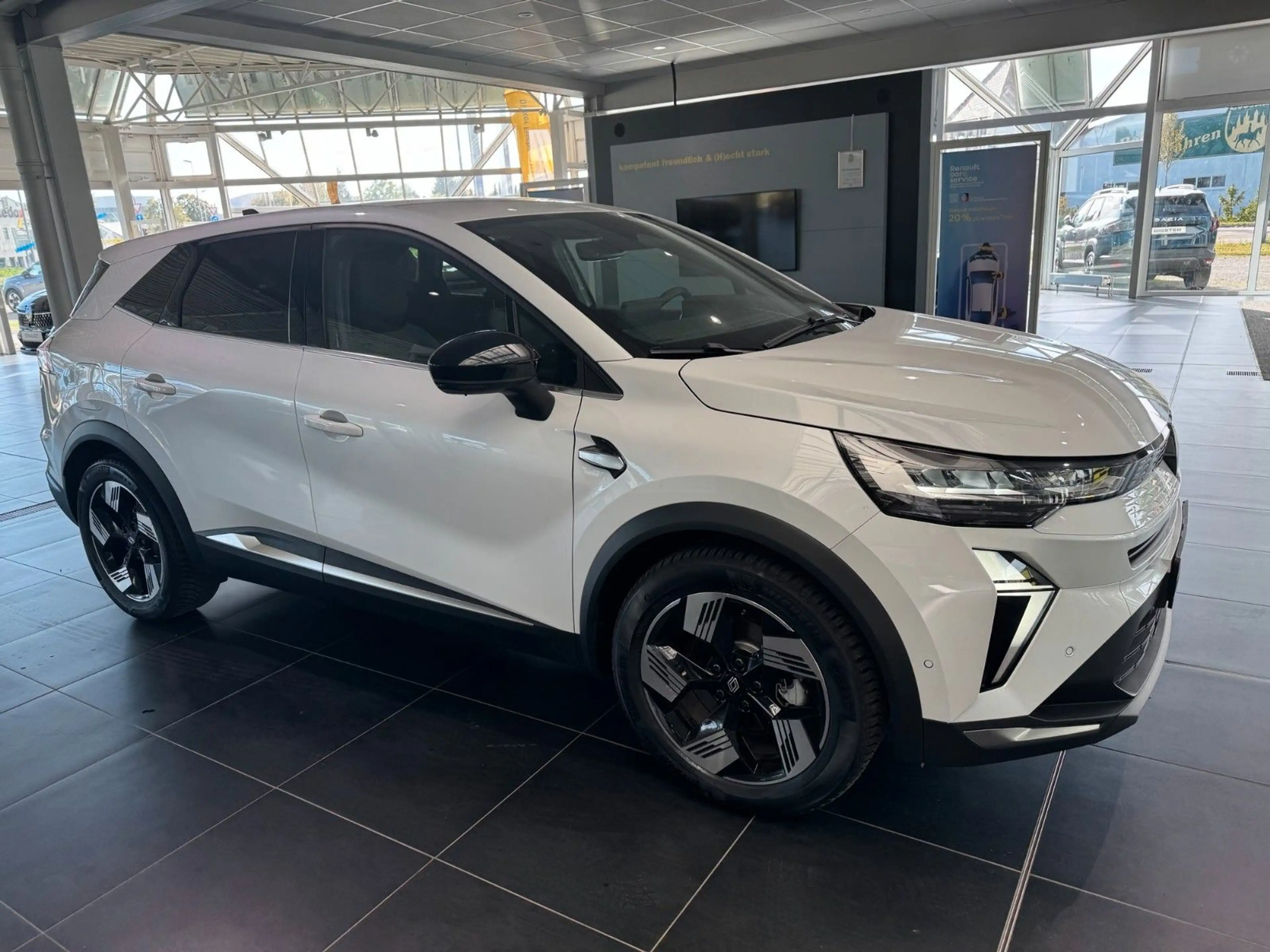 Renault Symbioz 145 E-Tech Full Hybrid Techno — photo 2