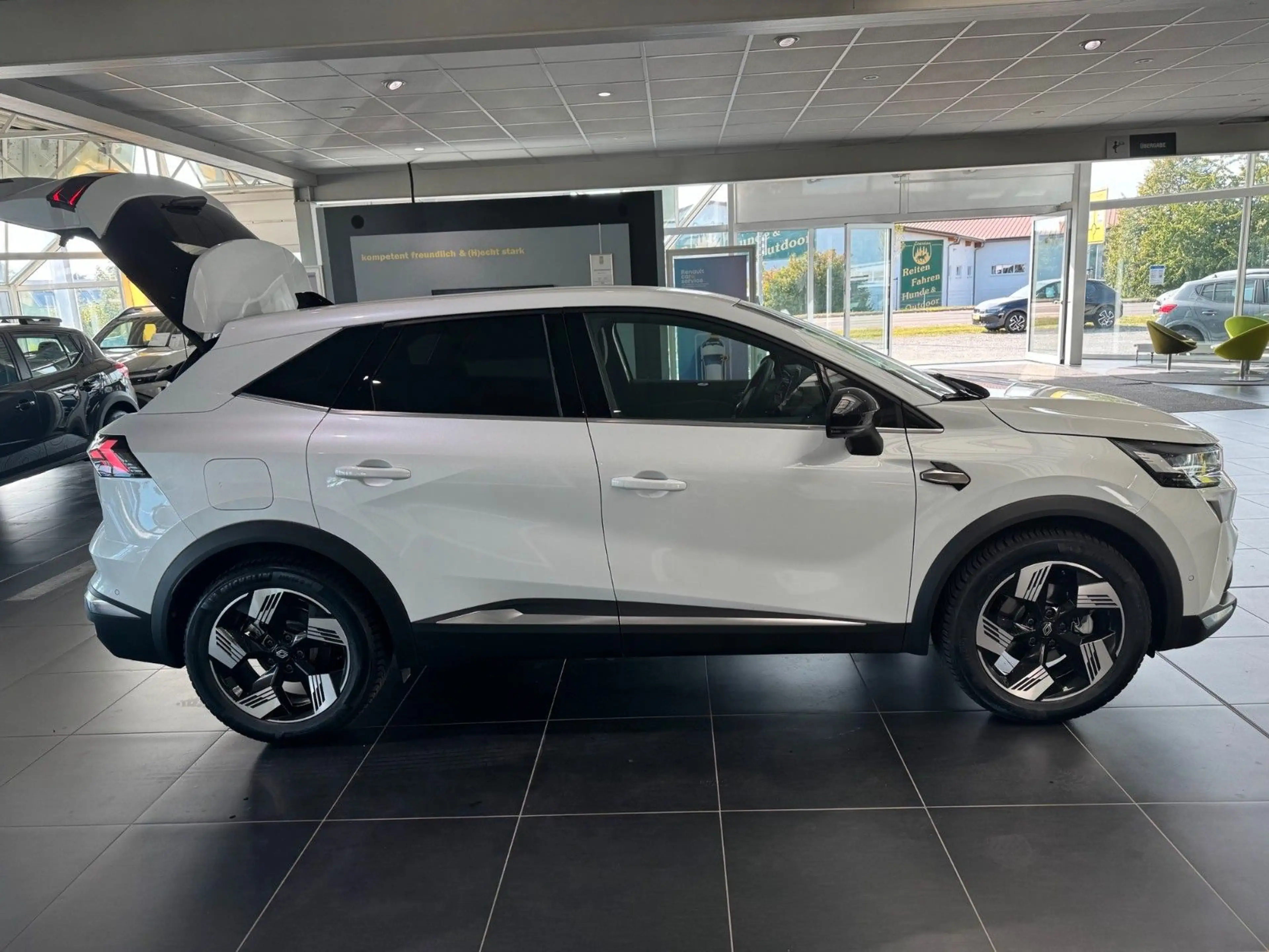 Renault Symbioz 145 E-Tech Full Hybrid Techno — photo 4