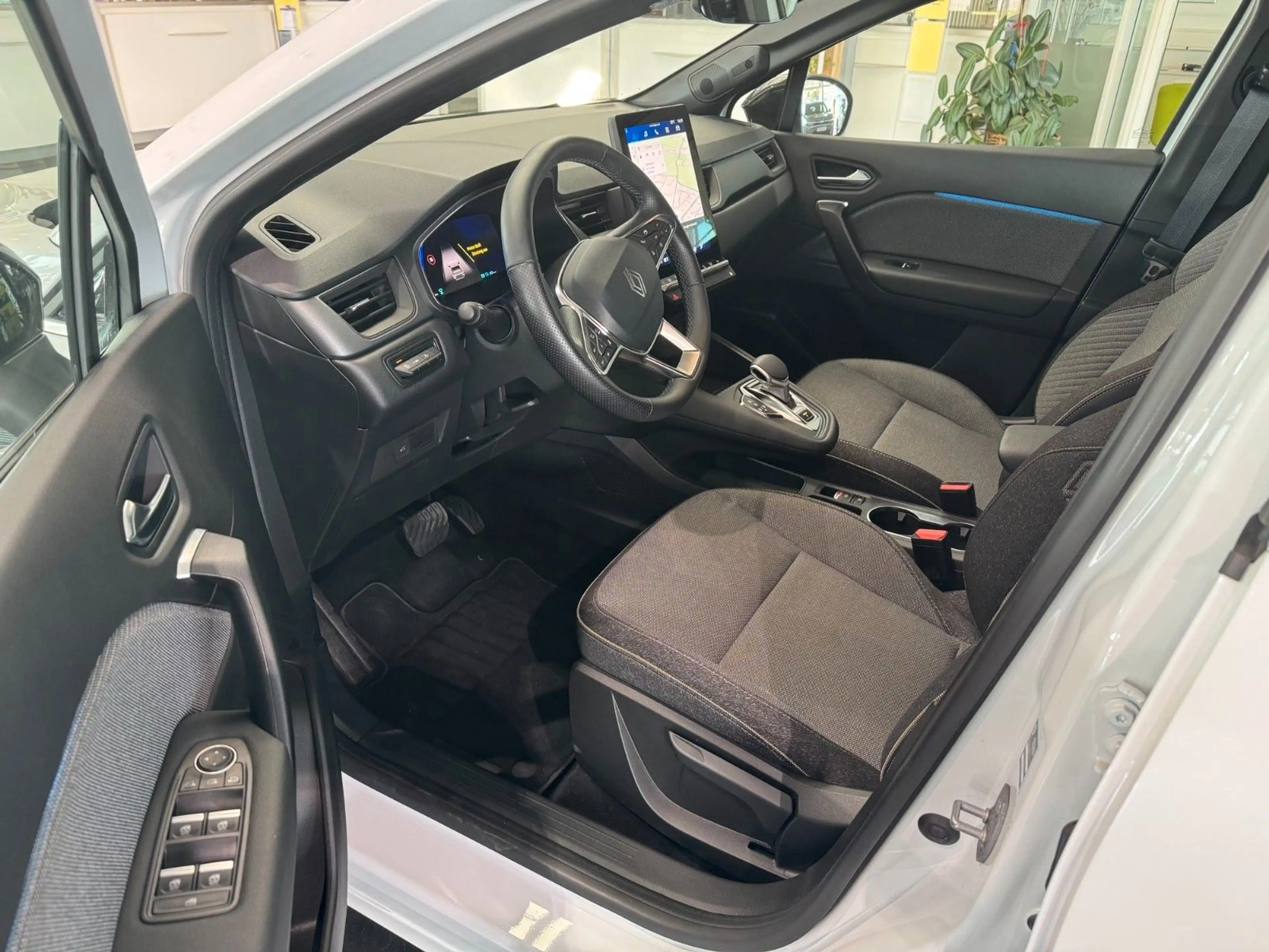 Renault Symbioz 145 E-Tech Full Hybrid Techno — photo 10