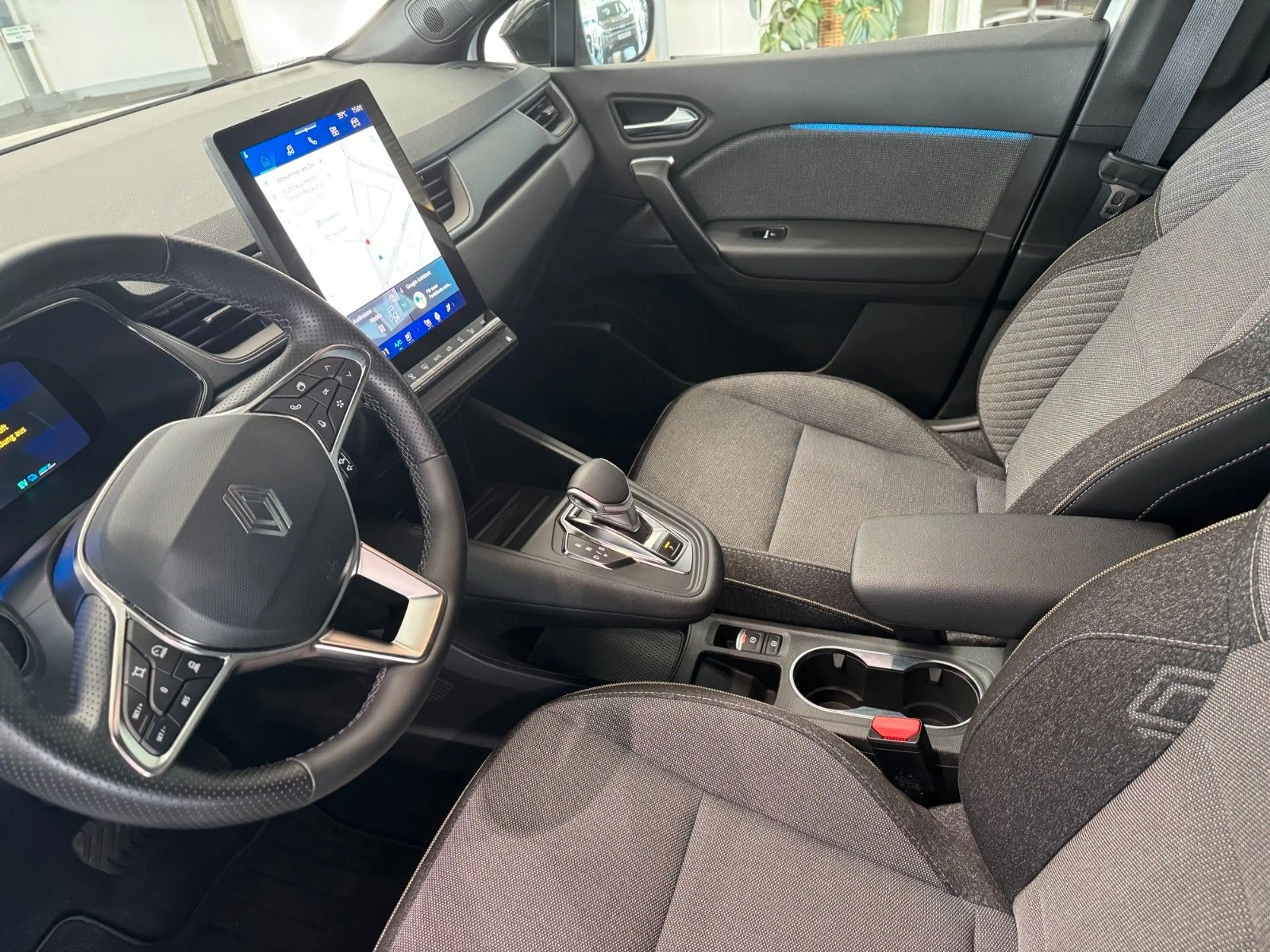 Renault Symbioz 145 E-Tech Full Hybrid Techno — photo 9