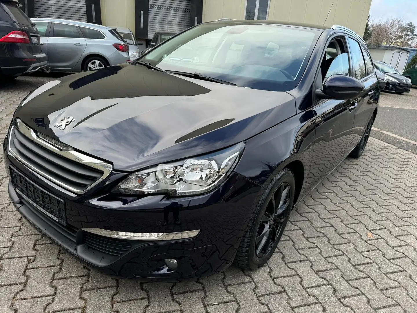 Peugeot 308 Active Blauw - 2