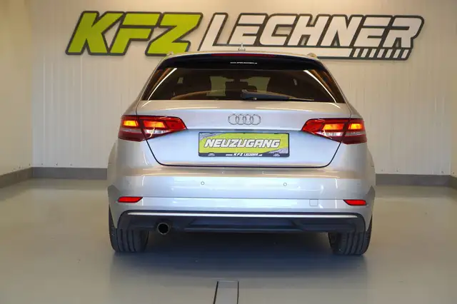 Audi A3 view 9