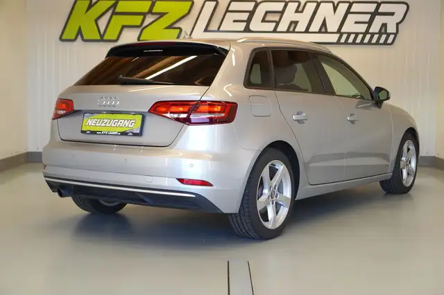 Audi A3 view 8