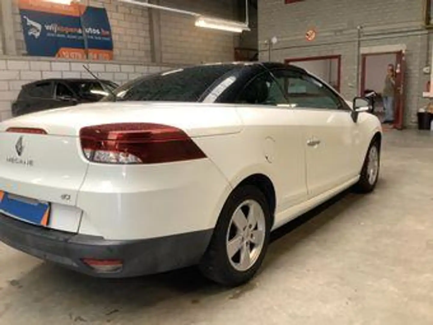 Renault Coupe Cabrio 1.5 dCi Automatik Navi PDC Weiß - 2