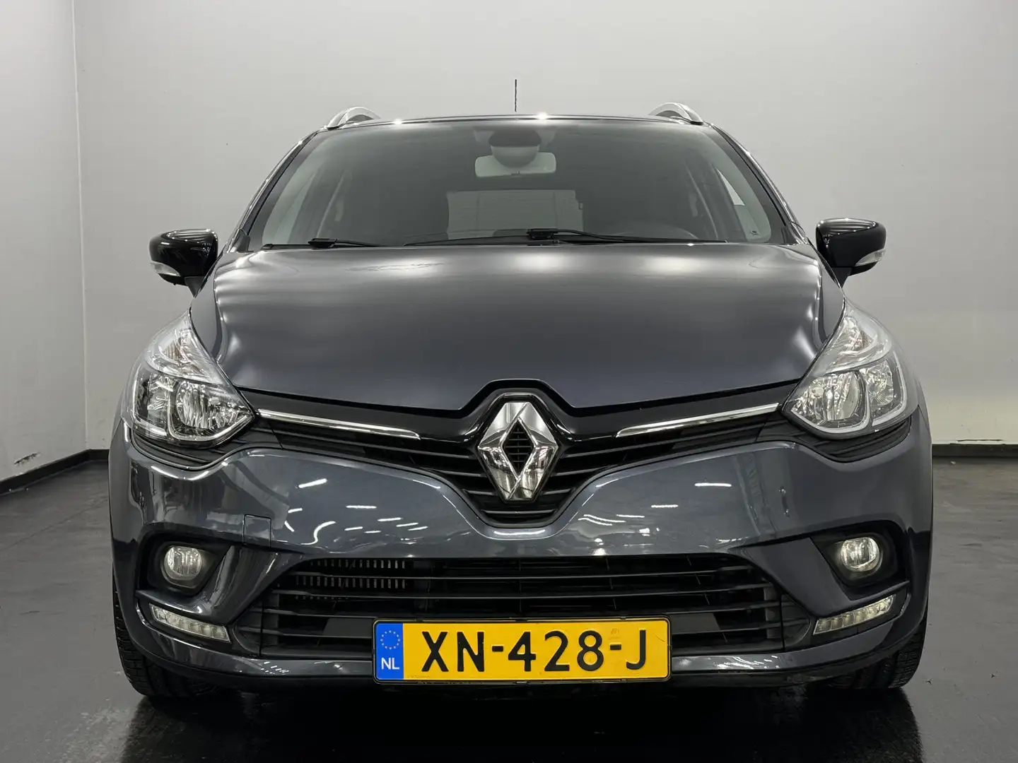 Renault Clio Estate 1.2 TCe Intens Navi, Parkeer sensoren, A st Grijs - 2
