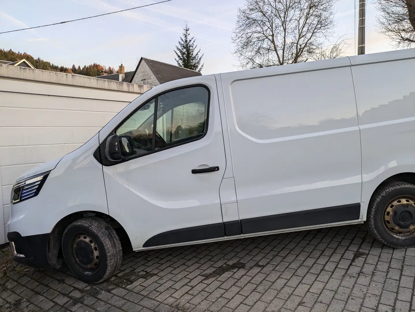 Renault Trafic Trafic Blue dCi 110 L2H1 Basis Weiß - 2