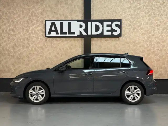 Volkswagen Golf view 5