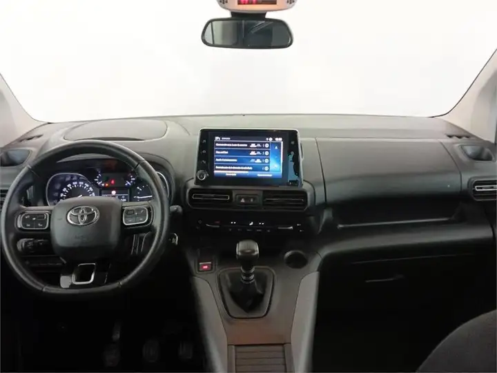 Toyota Proace 2022, foto 8