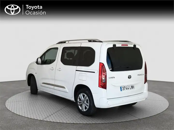 Toyota Proace 2022, foto 2