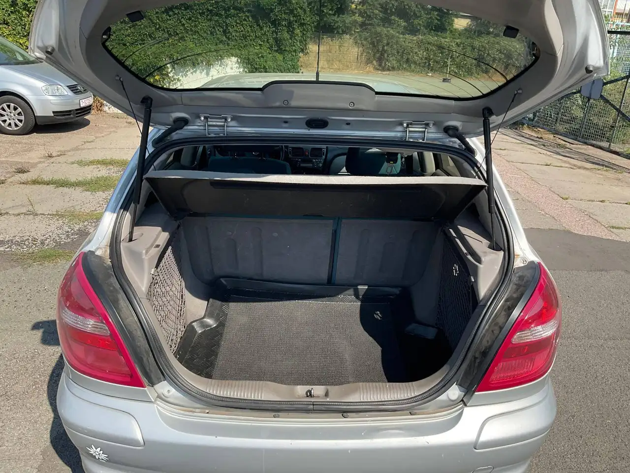 Nissan Almera Comfort | HU&AU Neu Klimaanlage | Elektrische Fensterheber vorn und hinten, foto 9
