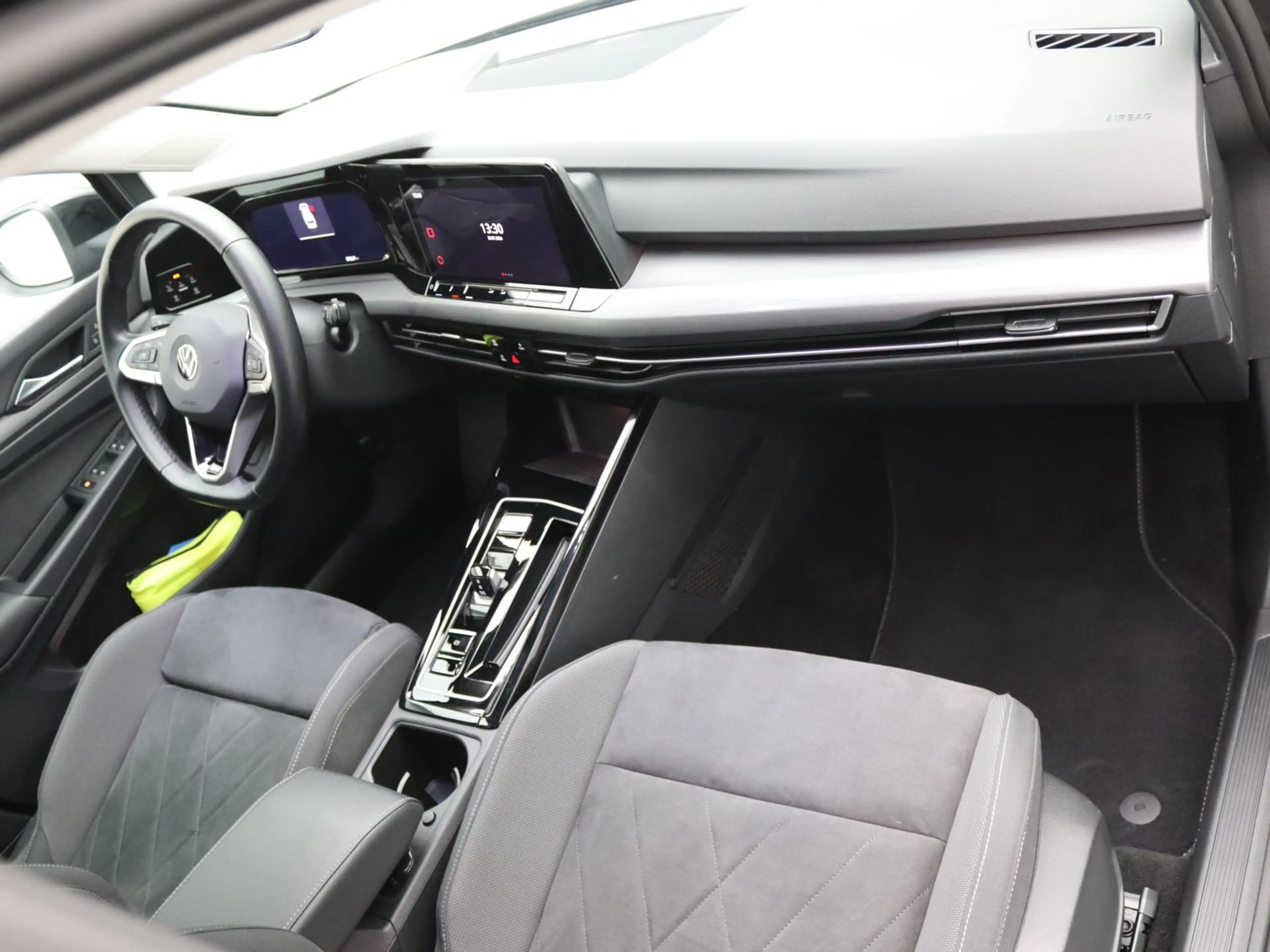 Volkswagen Golf Variant VIII Style 2.0TDI DSG/ CarPlay, AHK — photo 11