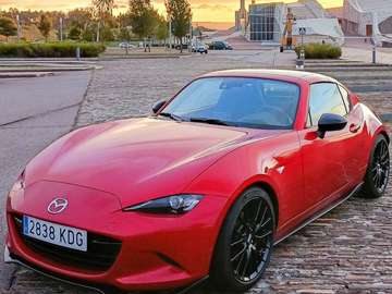 MX-5 RF 2.0 Nappa Edition Twin Tone Nappa Edition Twin Tone