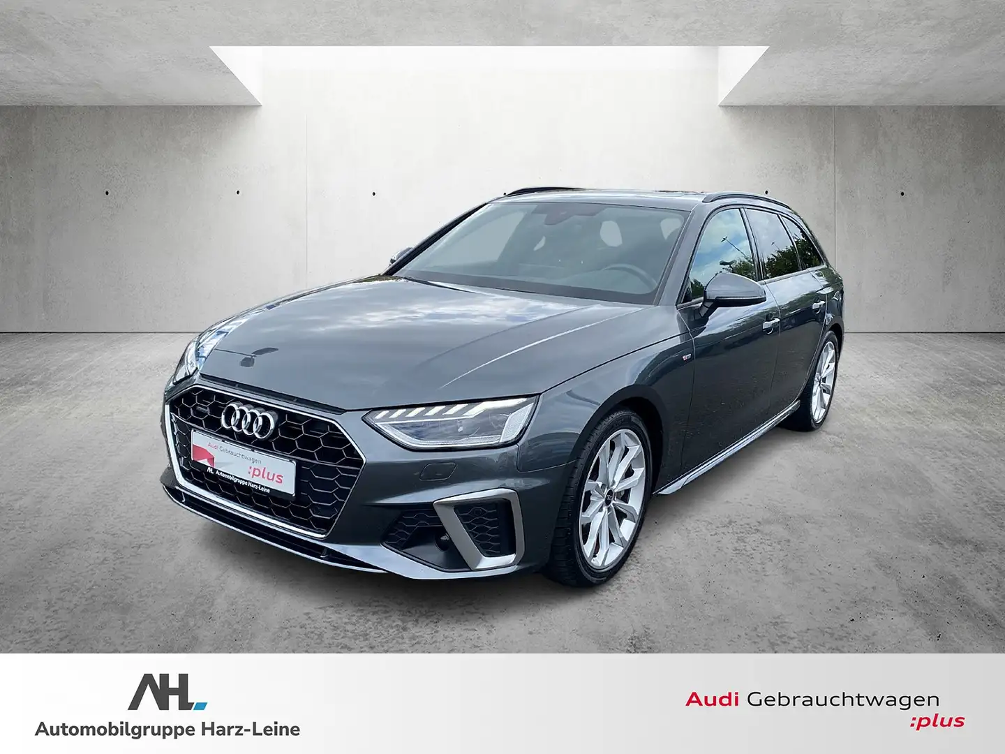 Audi A4 Avant 40 TFSI quattro S line Navi Matrix Pano Stan Grijs - 1