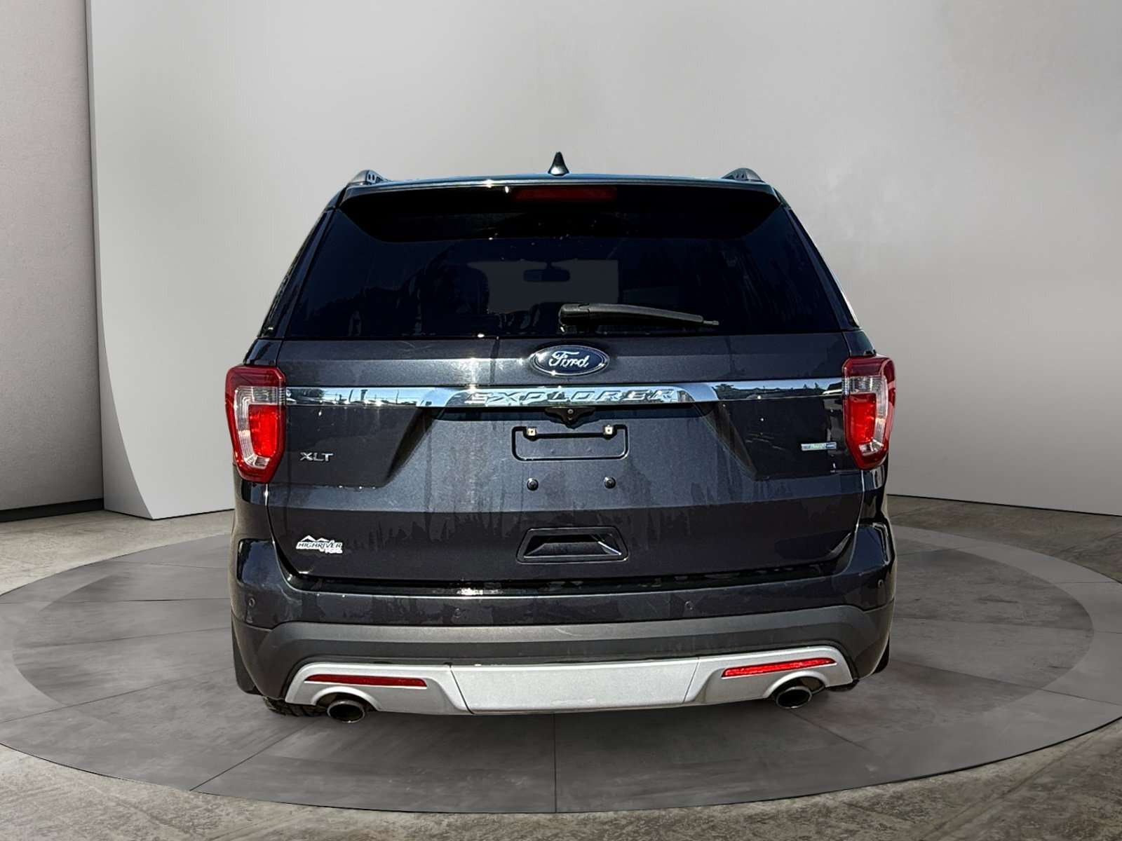2017 Ford Explorer XLT | SUNROOF | TECH PACKAGE — снимка 1