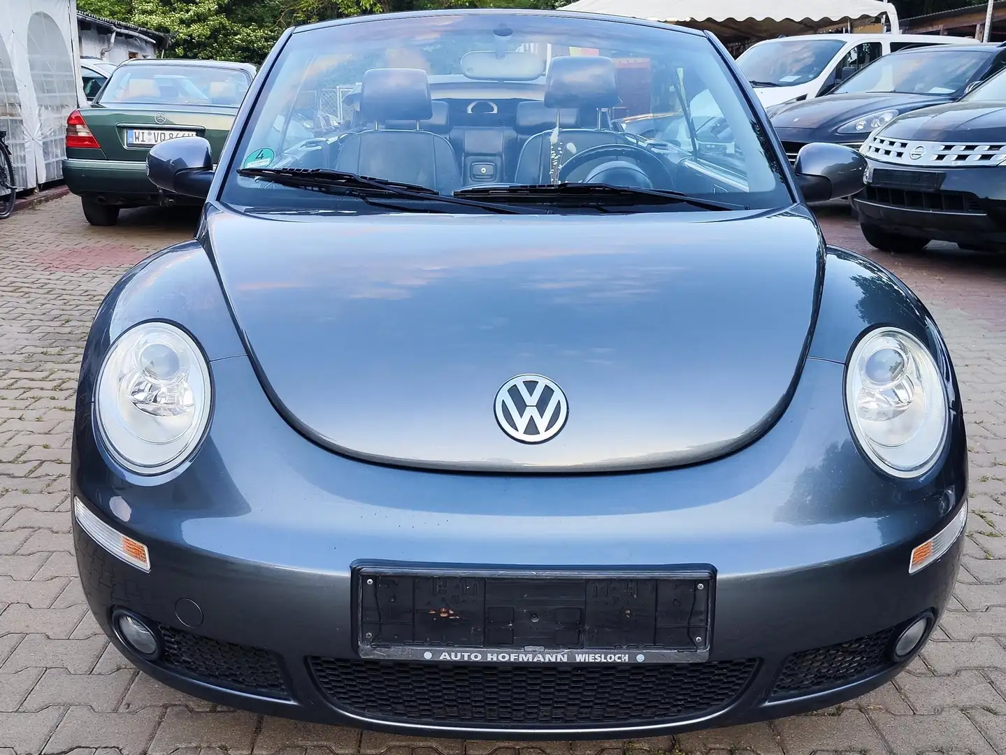 Volkswagen New Beetle 2.0 Gris - 2