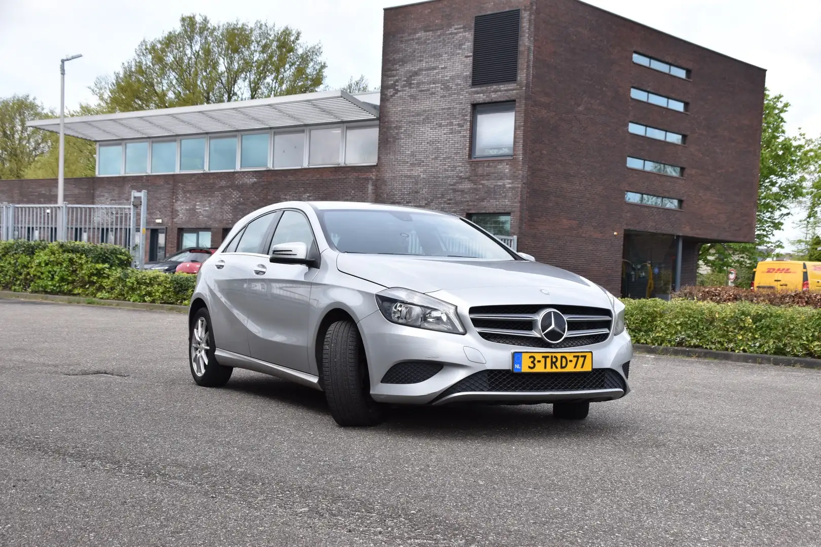 Mercedes-Benz A 180 Ambition Grijs - 2