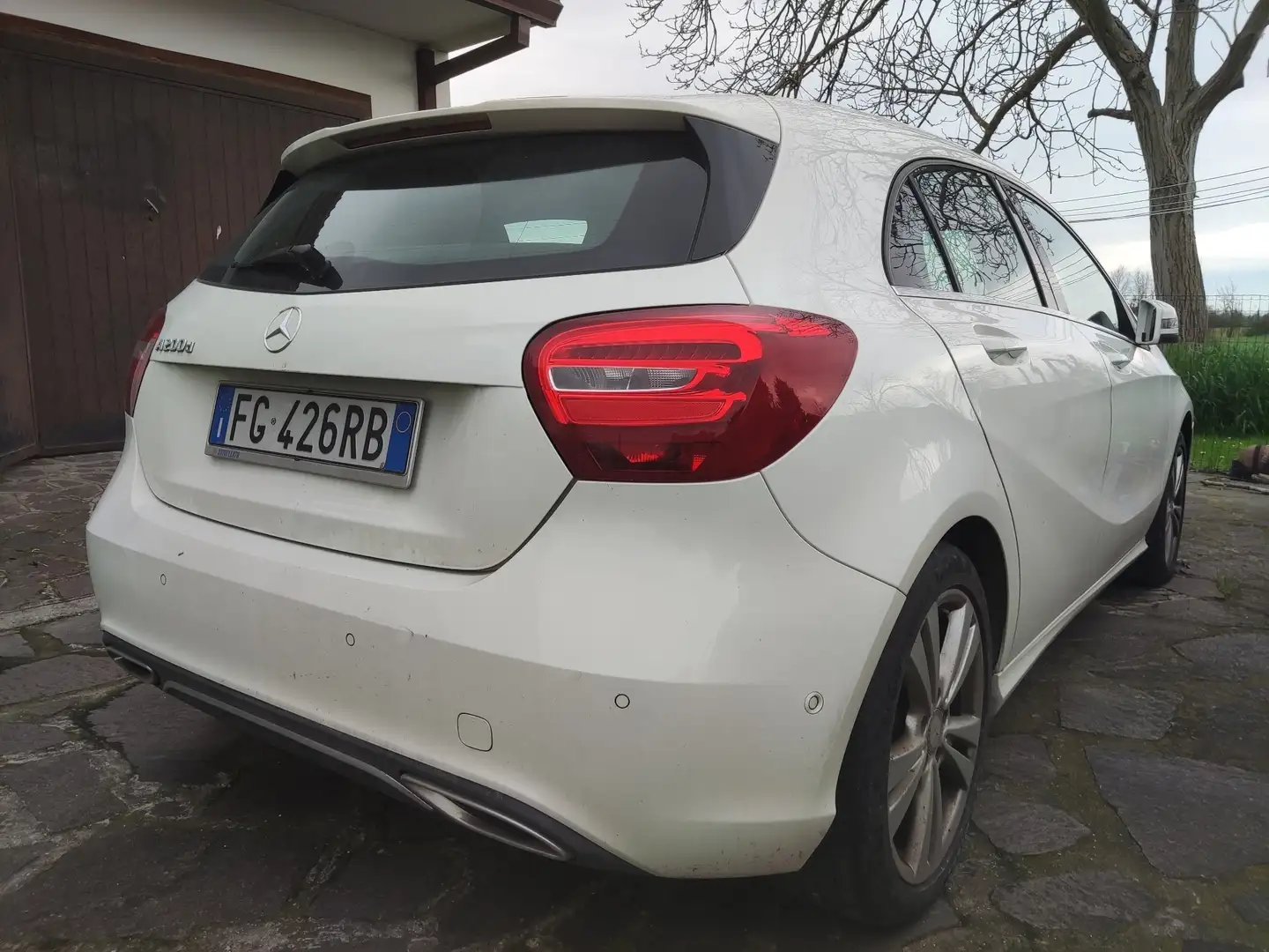 Mercedes-Benz A 200 d Premium auto my16 - 2