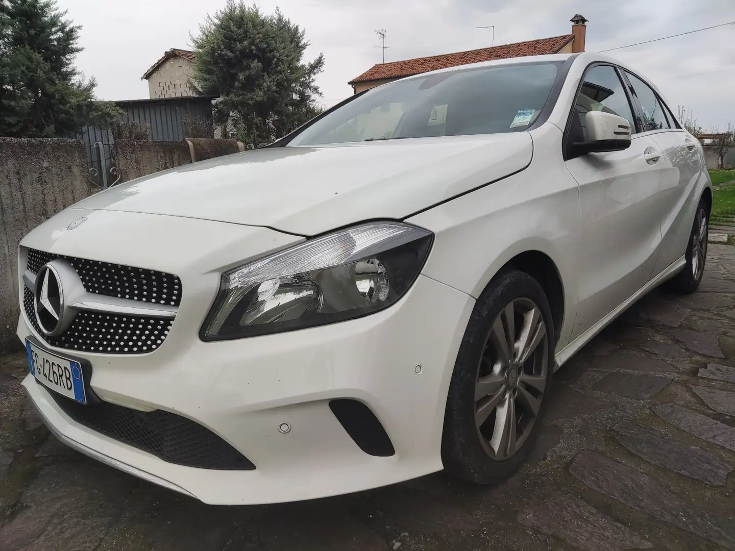 Mercedes-Benz A 200 d Premium auto my16 - 1