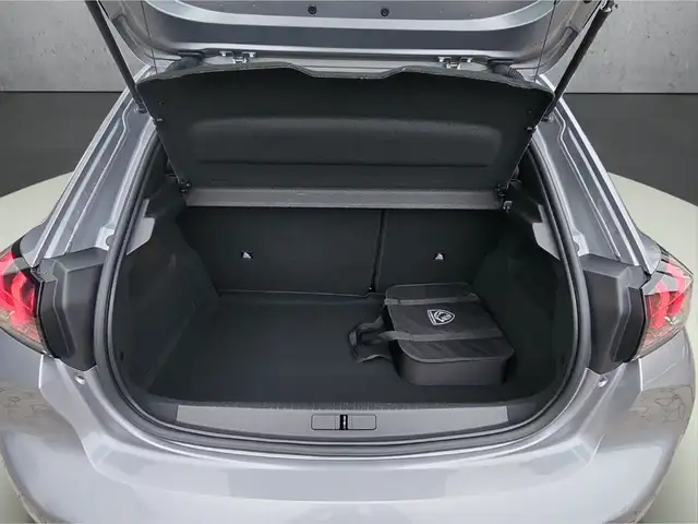 Peugeot 208 view 7