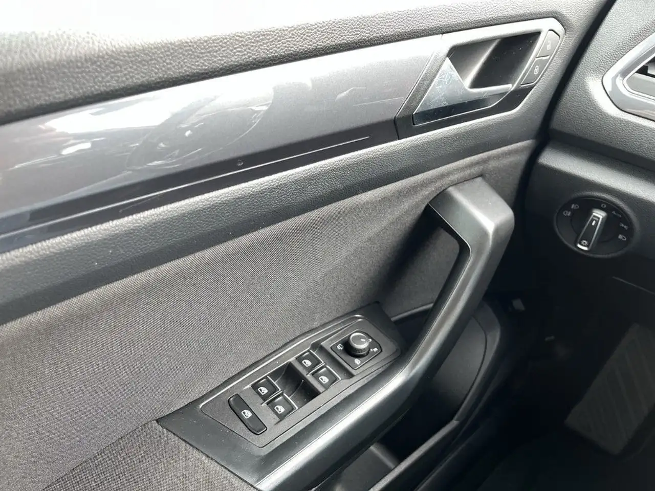 Volkswagen T-Roc 1.5 TSI Sport Navi El. Heckklappe APP, миниатюра 13