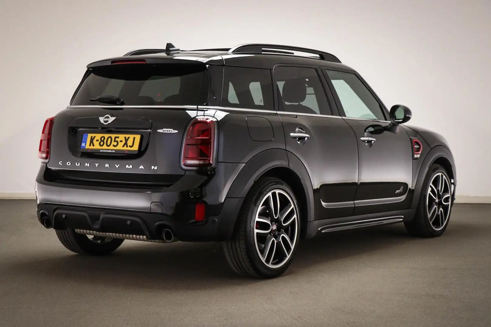 MINI John Cooper Works Countryman Mini 2.0 ALL4 Chili | WIRED / PARK ASSIST- PACK | Noir - 2