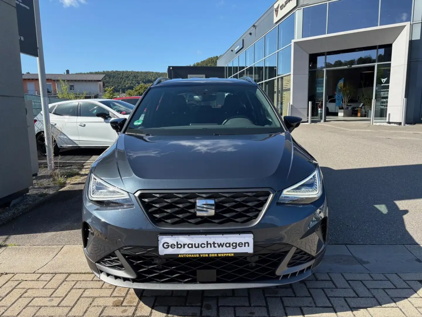 SEAT Arona FR 1.0 TSI DSG Spurhalteassis.,Kamera,Navi Klima Grau - 2