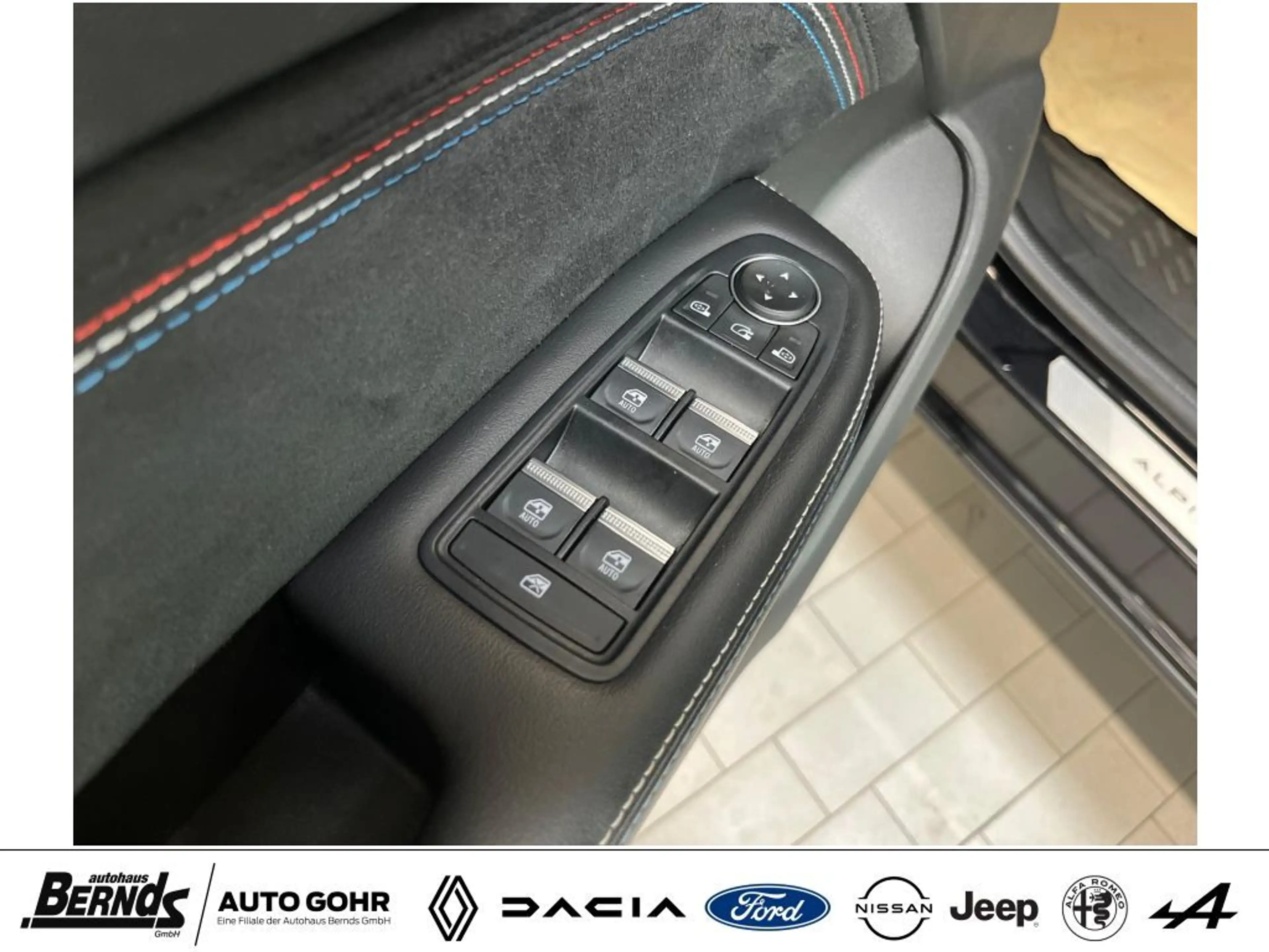 Renault Arkana TCe Mild Hyb. 160 EDC EA Bose 360 Kamera CarPlay — photo 11