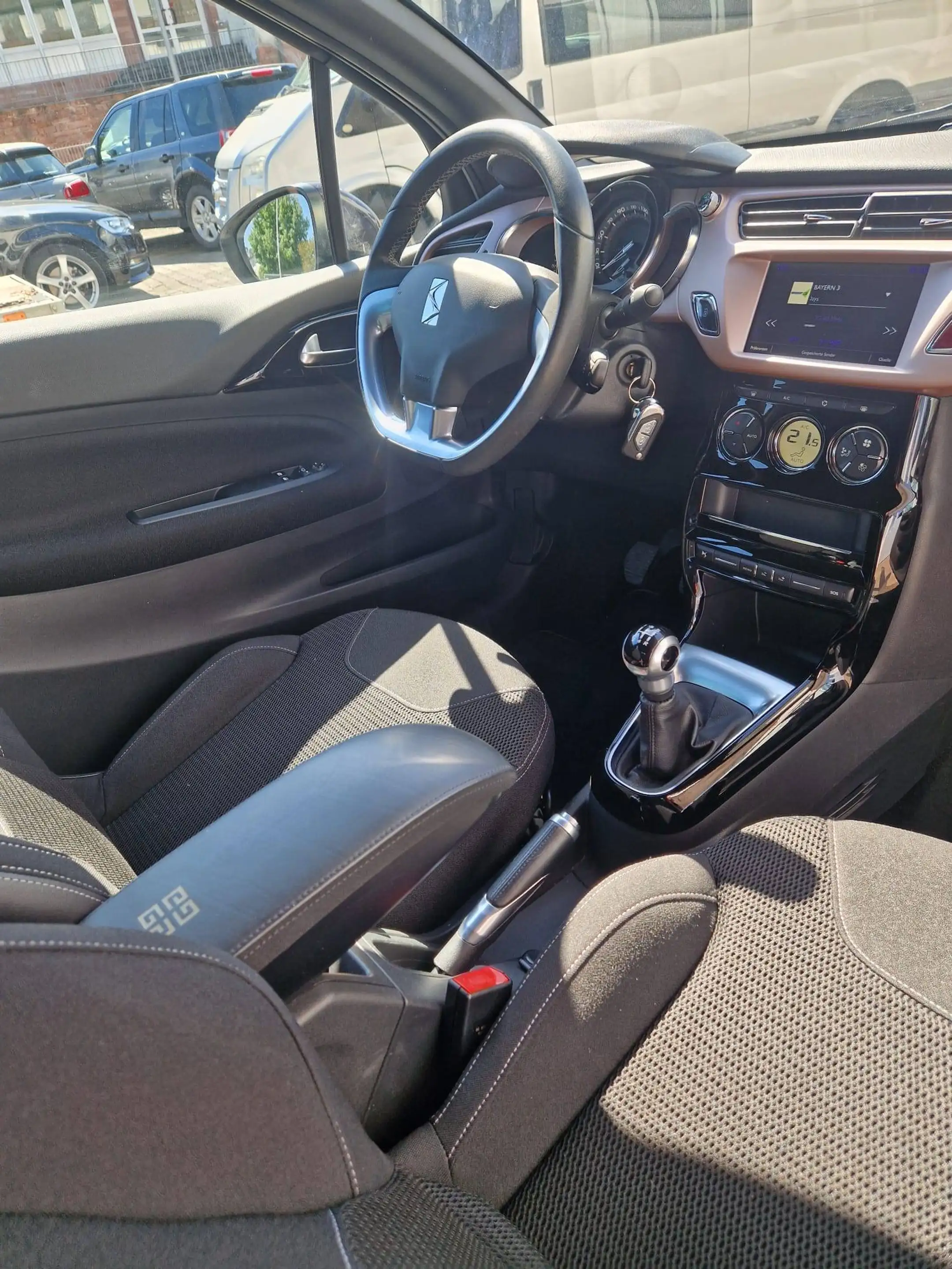 DS Automobiles DS 3 Givenchy Le MakeUp — photo 8