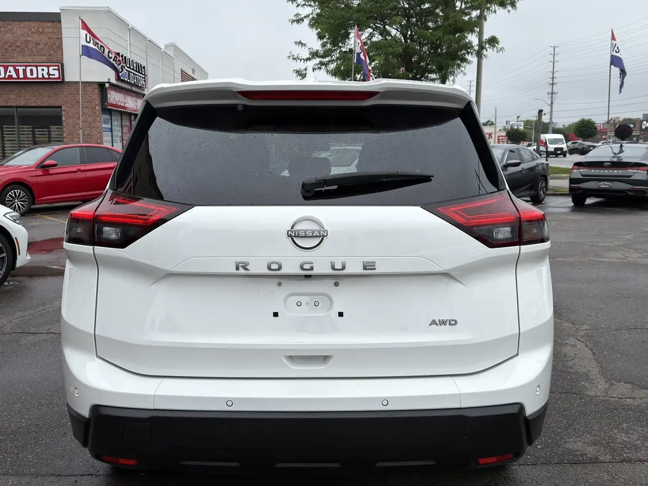Nissan Rogue снимка Nissan Rogue