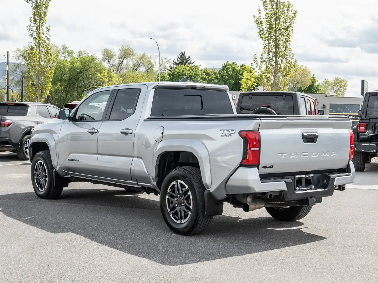 Toyota Tacoma снимка Toyota Tacoma