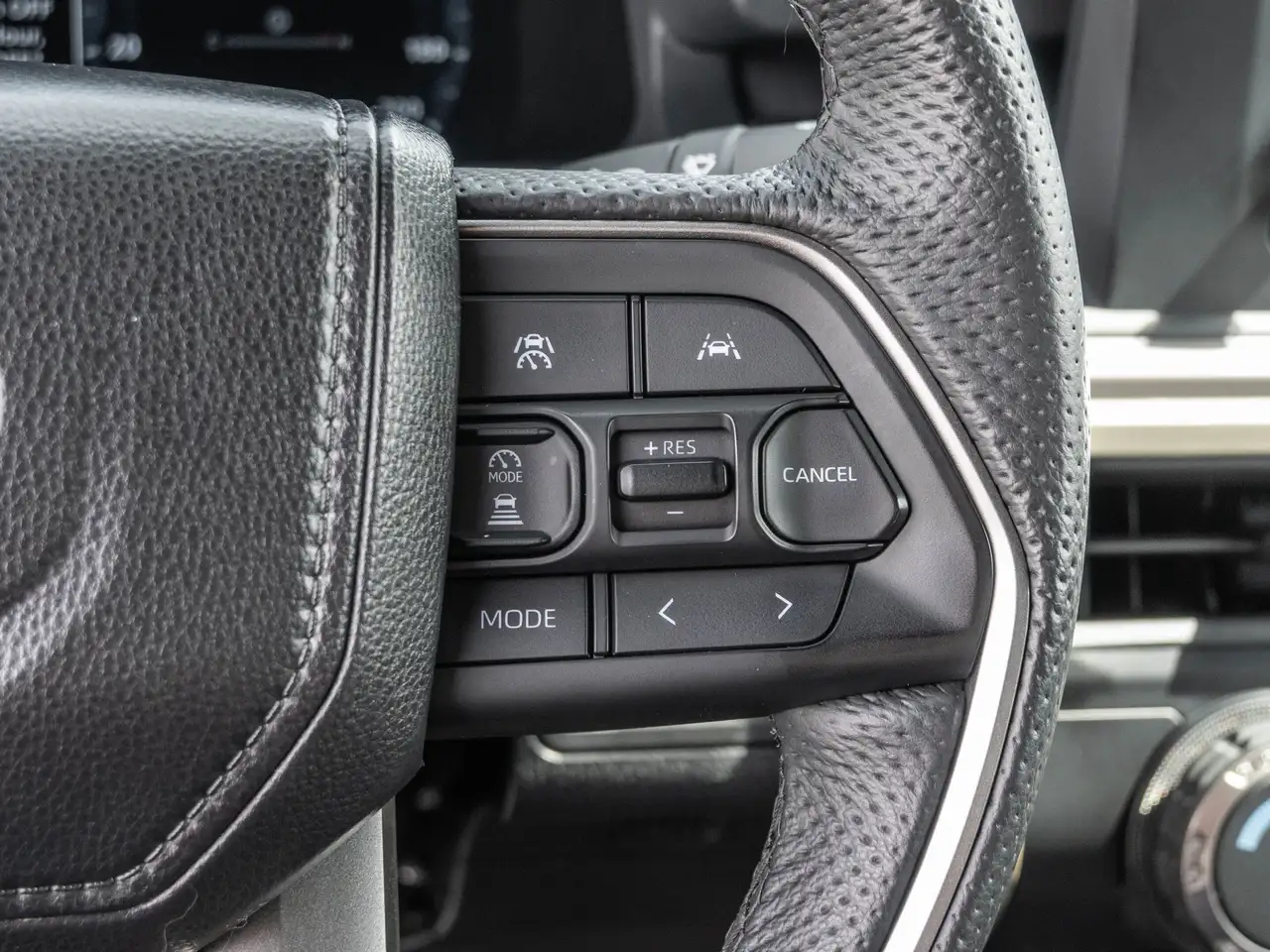 Toyota Tacoma снимка Toyota Tacoma